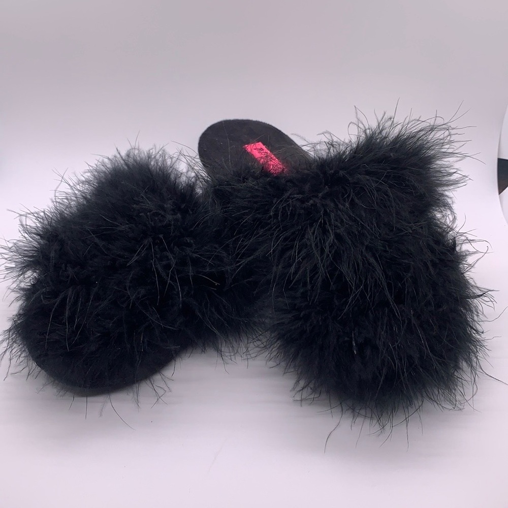 Betsey Johnson Blk Marabou Ostrich Feather Slipper
